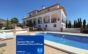 Spacious Villa With Exceptional Views In Malaga